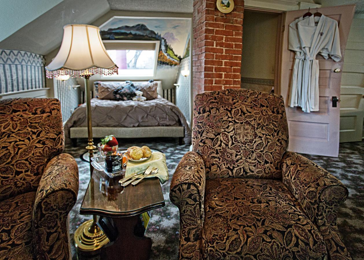 Holden House 1902 Bed & Breakfast Inn Colorado Springs Exteriör bild