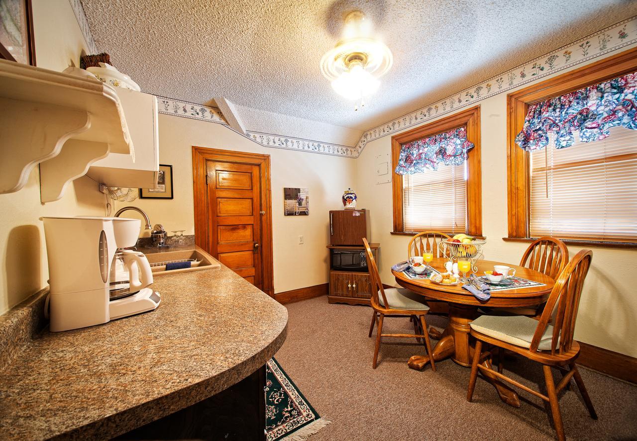 Holden House 1902 Bed & Breakfast Inn Colorado Springs Exteriör bild